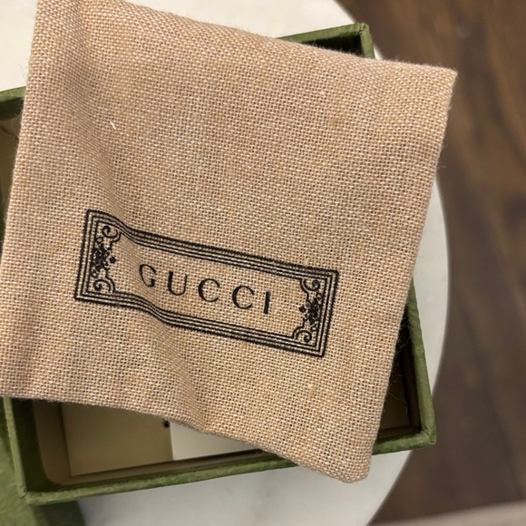 Gucci 925 stamped Silver GG Logo Hoop Earrings - Picture 5 of 13